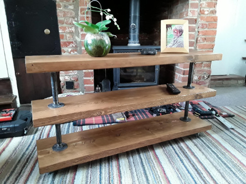Floor standing shelving - standing,
